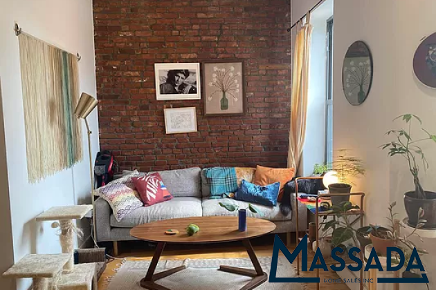 1118-halsey-street-apt-1-bushwick-new-york-11207-nXFHy.png